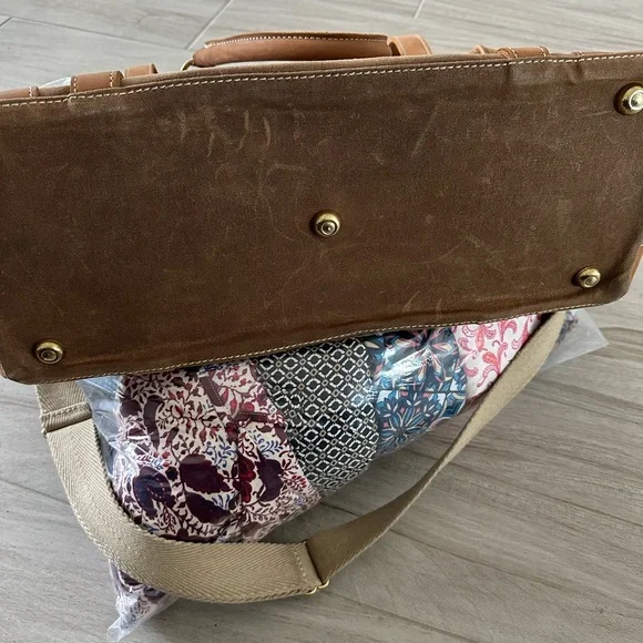 J Peterman Leather & Canvas Travel Bag - Picture 10 of 10